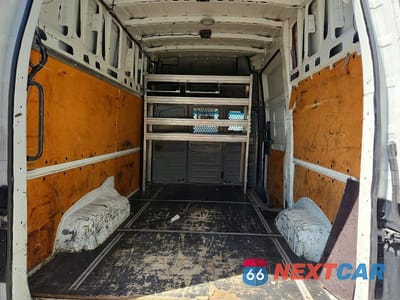 Zdjęcie 11 z 13 samochodu: 2016 NISSAN NV 3500 DELIVERY VAN VIN:1N6AF0LY0GN807343 - miniatura