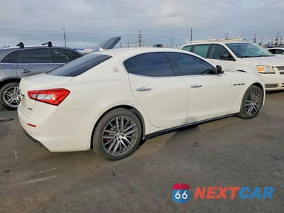 Trzecie zdjęcie samochodu z tyłu: 2020 MASERATI GHIBLI VIN:ZAM57XSA8L1351443 - miniatura