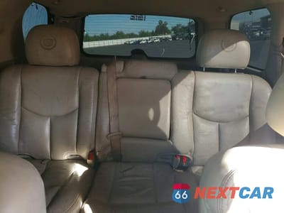 Zdjęcie 10 z 14 samochodu: 2004 CADILLAC ESCALADE LUXURY VIN:1GYEK63N94R127013 - miniatura