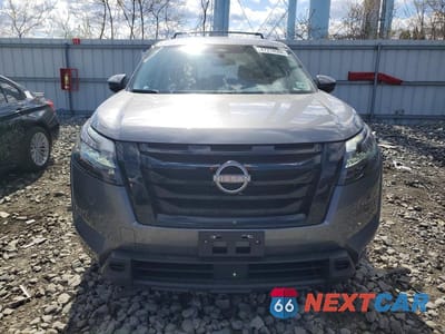 Piąte zdjęcie samochodu w środku: 2024 NISSAN PATHFINDER SV VIN:5N1DR3BC6RC300102 - miniatura