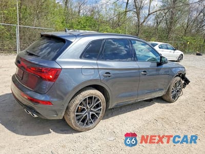 Trzecie zdjęcie samochodu z tyłu: 2024 AUDI SQ5 PRESTIGE VIN:WA1C4BFY2R2045091 - miniatura