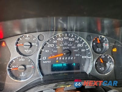 Zdjęcie 9 z 13 samochodu: 2008 CHEV EXPRESS G3500 VIN:1GCHG35K181228430 - miniatura