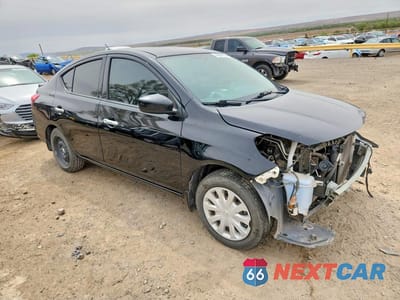 Czwarte zdjęcie samochodu z boku: 2018 NISSAN VERSA SV VIN:3N1CN7AP7JL881743 - miniatura