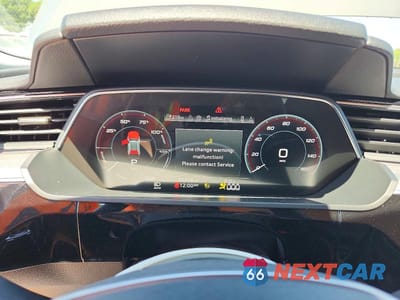 Zdjęcie 9 z 14 samochodu: 2024 AUDI Q8 E-TRON PREMIUM PLUS VIN:WA15AAGE2RB050596 - miniatura