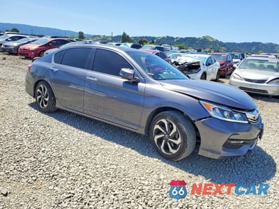 Czwarte zdjęcie samochodu z boku: 2017 HONDA ACCORD EXL VIN:1HGCR2F86HA218110 - miniatura