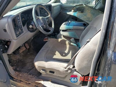 Zdjęcie 7 z 12 samochodu: 2000 CHEVROLET SILVERADO K1500 VIN:1GCEK19T1YE173026 - miniatura
