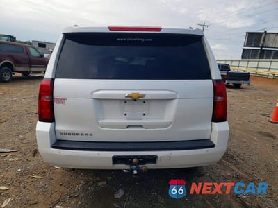 Zdjęcie 6 z 13 samochodu: 2017 CHEVROLET SUBURBAN K1500 LT VIN:1GNSKHKC6HR332550 - miniatura