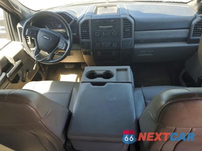Zdjęcie 8 z 12 samochodu: 2017 FORD F250 SUPER DUTY UTILITY / SERVICE TRUCK VIN:1FT7W2B65HEE77869 - miniatura