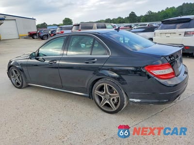 Drugie zdjęcie samochodu z przodu: 2010 MERCEDES-BENZ C 63 AMG VIN:WDDGF7HB6AF450252 - miniatura