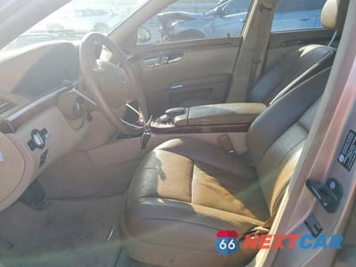 Zdjęcie 7 z 12 samochodu: 2007 MERCEDES-BENZ S 550 VIN:WDDNG71X87A049186 - miniatura