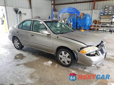 Czwarte zdjęcie samochodu z boku: 2004 NISSAN SENTRA 1.8 VIN:3N1CB51D64L488985 - miniatura