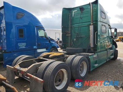 Czwarte zdjęcie samochodu z boku: 2006 VOLVO VN VNL - SEMI TRUCK VIN:4V4NC9GH56N416686 - miniatura