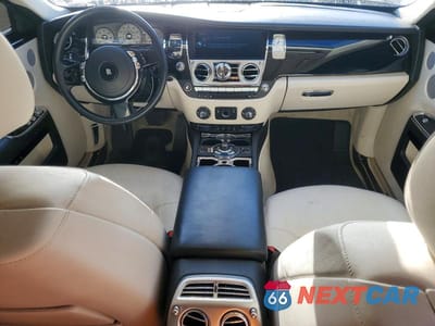 Zdjęcie 8 z 12 samochodu: 2010 ROLLS-ROYCE GHOST VIN:SCA664S59AUX48675 - miniatura