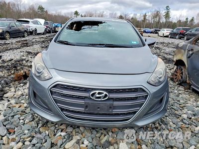 Piąte zdjęcie samochodu w środku: 2017 HYUNDAI ELANTRA GT BASE VIN:KMHD35LH8HU363671 - miniatura