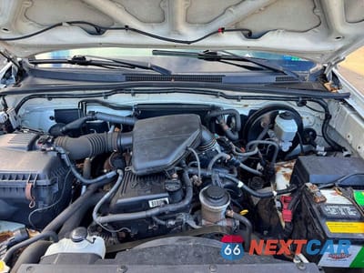 Zdjęcie 9 z 11 samochodu: 2008 TOYOTA TACOMA ACCESS CAB VIN:5TETX22N18Z508194 - miniatura