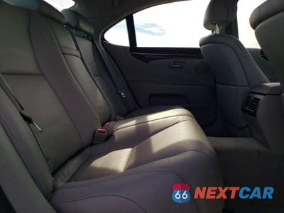 Zdjęcie 10 z 12 samochodu: 2010 LEXUS LS 460 VIN:JTHBL5EF5A5093031 - miniatura