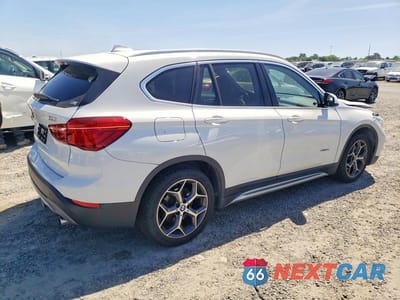 Trzecie zdjęcie samochodu z tyłu: 2016 BMW X1 XDRIVE28I VIN:WBXHT3Z38G4A51831 - miniatura