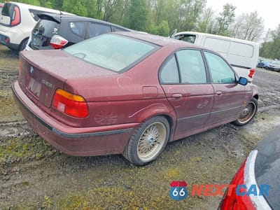 Trzecie zdjęcie samochodu z tyłu: 2000 BMW 528 I AUTOMATIC VIN:WBADM634XYGU25118 - miniatura