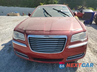 Piąte zdjęcie samochodu w środku: 2012 CHRYSLER 300 VIN:2C3CCAAG7CH138631 - miniatura