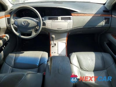 Zdjęcie 8 z 13 samochodu: 2005 TOYOTA AVALON XLS VIN:4T1BK36B85U058754 - miniatura
