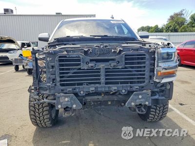Piąte zdjęcie samochodu w środku: 2017 CHEVROLET SILVERADO C1500 LT VIN:3GCPCREC2HG437535 - miniatura