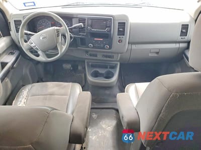 Zdjęcie 8 z 14 samochodu: 2018 NISSAN NV 1500 DELIVERY VAN VIN:1N6BF0KM7JN815059 - miniatura