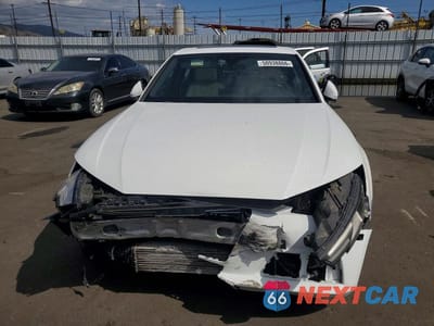 Piąte zdjęcie samochodu w środku: 2017 AUDI A4 PREMIUM VIN:WAUGNAF4XHN032725 - miniatura