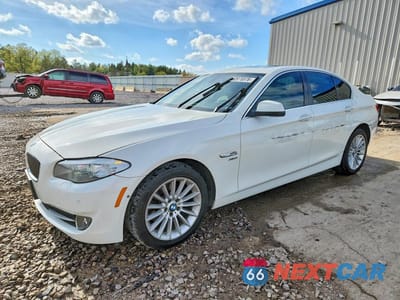 2011 BMW 535 XI WBAFU7C59BDU54688 - główne zdjęcie licytacji z USA - miniatura