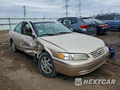 Czwarte zdjęcie samochodu z boku: 1998 TOYOTA CAMRY LE V6 VIN:4T1BF28K8WU053311 - miniatura
