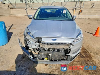Piąte zdjęcie samochodu w środku: 2016 FORD FOCUS SE VIN:1FADP3K22GL387565 - miniatura