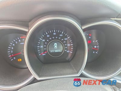 Zdjęcie 9 z 12 samochodu: 2014 KIA OPTIMA EX VIN:5XXGN4A77EG277737 - miniatura