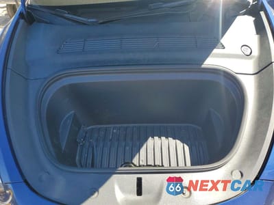 Zdjęcie 11 z 13 samochodu: 2022 TESLA MODEL Y VIN:7SAYGDEE6NA008655 - miniatura