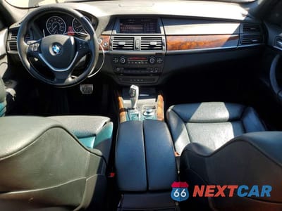 Zdjęcie 8 z 13 samochodu: 2008 BMW X5 4.8I VIN:5UXFE83588L160699 - miniatura