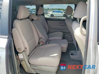 Zdjęcie 11 z 14 samochodu: 2016 KIA SEDONA LX VIN:KNDMB5C12G6103280 - miniatura