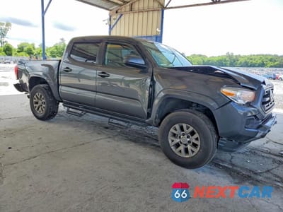Czwarte zdjęcie samochodu z boku: 2019 TOYOTA TACOMA SR V6 VIN:3TMCZ5AN0KM201102 - miniatura