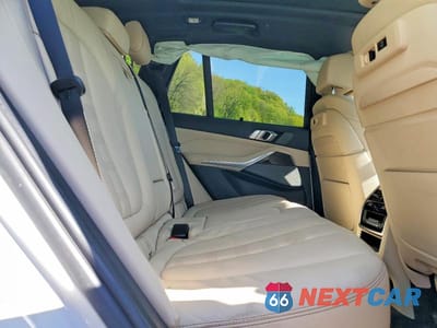 Zdjęcie 10 z 13 samochodu: 2021 BMW X5 XDRIVE40I VIN:5UXCR6C00M9F69628 - miniatura