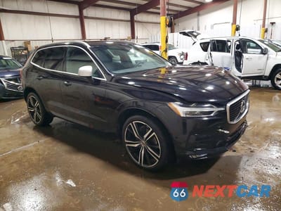 Czwarte zdjęcie samochodu z boku: 2019 VOLVO XC60 T6 R-DESIGN VIN:YV4A22RM3K1343539 - miniatura