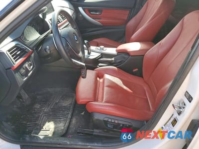 Zdjęcie 7 z 12 samochodu: 2012 BMW 328 I VIN:WBA3A5C53CF349554 - miniatura