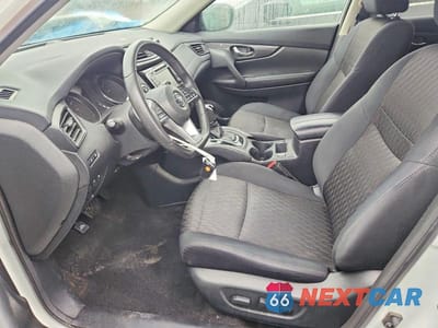Zdjęcie 7 z 13 samochodu: 2019 NISSAN ROGUE SV VIN:5N1AT2MV3KC736781 - miniatura