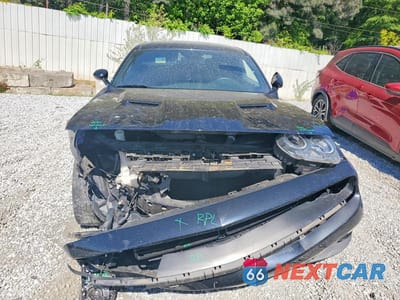 Piąte zdjęcie samochodu w środku: 2019 DODGE CHALLENGER SXT VIN:2C3CDZAG6KH603975 - miniatura