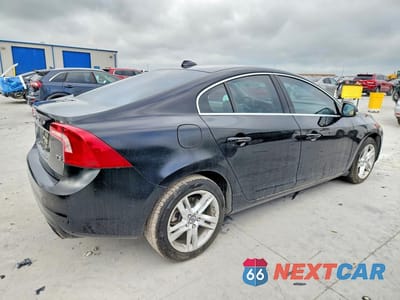 Trzecie zdjęcie samochodu z tyłu: 2014 VOLVO S60 T5 VIN:YV1612FS5E2278863 - miniatura