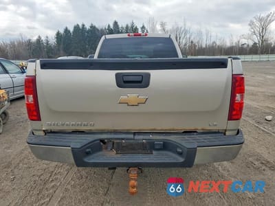 Zdjęcie 6 z 12 samochodu: 2008 CHEVROLET SILVERADO C1500 VIN:1GCEC14X98Z176241 - miniatura