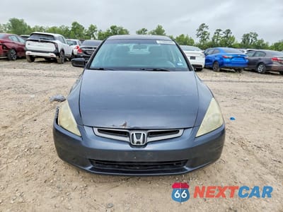 Piąte zdjęcie samochodu w środku: 2004 HONDA ACCORD LX VIN:3HGCM56324G709399 - miniatura
