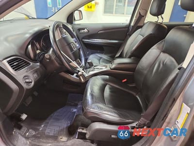 Zdjęcie 7 z 13 samochodu: 2016 DODGE JOURNEY CROSSROAD VIN:3C4PDDGG0GT108466 - miniatura