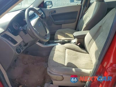 Zdjęcie 7 z 11 samochodu: 2011 FORD FOCUS SE VIN:1FAHP3FN7BW115669 - miniatura