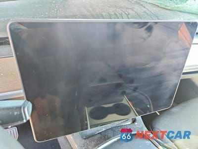 Zdjęcie 9 z 13 samochodu: 2024 TESLA MODEL Y VIN:7SAYGDEEXRA246904 - miniatura