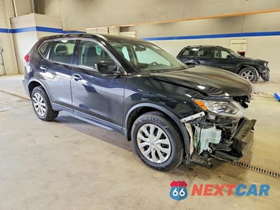 Czwarte zdjęcie samochodu z boku: 2019 NISSAN ROGUE S VIN:5N1AT2MV5KC814400 - miniatura