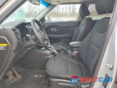 Zdjęcie 7 z 13 samochodu: 2014 KIA SOUL + VIN:KNDJP3A53E7732231 - miniatura
