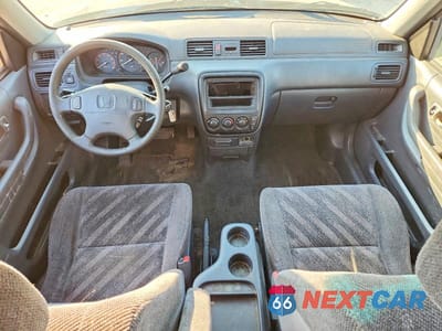 Zdjęcie 8 z 14 samochodu: 2000 HONDA CR-V EX VIN:JHLRD1864YC018203 - miniatura