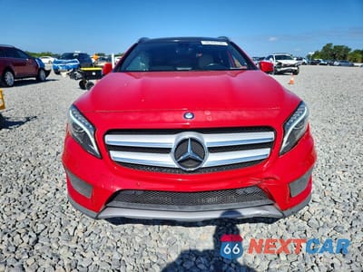 Piąte zdjęcie samochodu w środku: 2015 MERCEDES-BENZ GLA 250 4MATIC VIN:WDCTG4GB3FJ039430 - miniatura